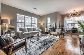 Trendy Castleberry Hill Condo- Walk to Mercedes Benz/ All Downtown Attractions